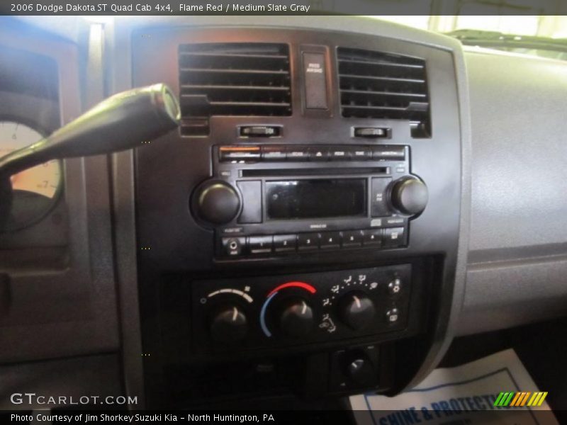 Flame Red / Medium Slate Gray 2006 Dodge Dakota ST Quad Cab 4x4