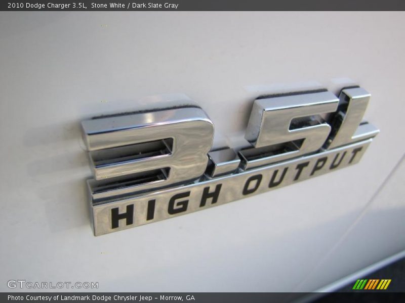 Stone White / Dark Slate Gray 2010 Dodge Charger 3.5L