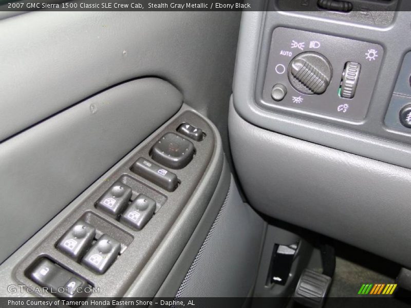 Stealth Gray Metallic / Ebony Black 2007 GMC Sierra 1500 Classic SLE Crew Cab