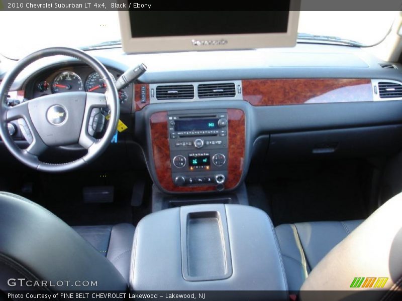 Black / Ebony 2010 Chevrolet Suburban LT 4x4