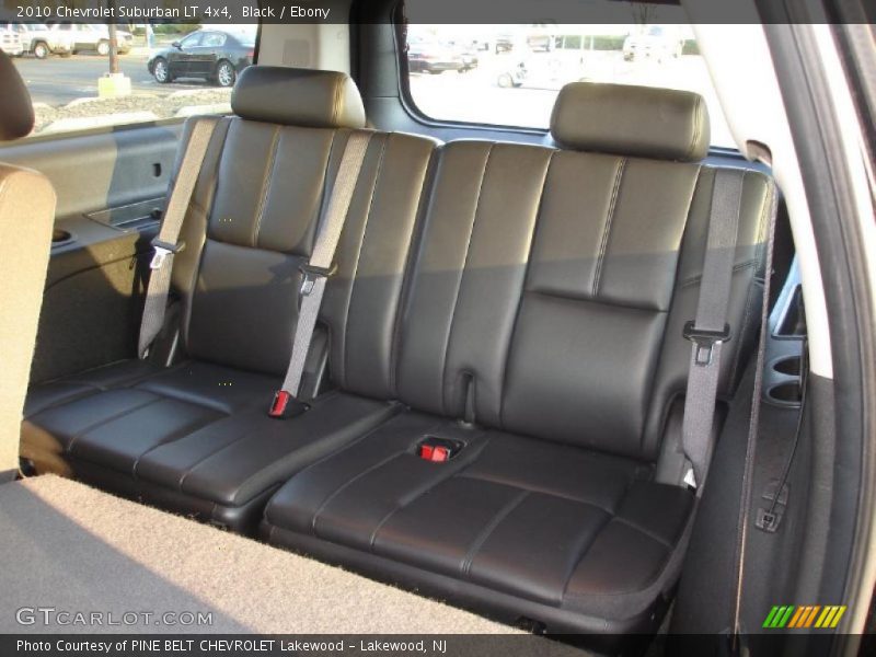 Black / Ebony 2010 Chevrolet Suburban LT 4x4