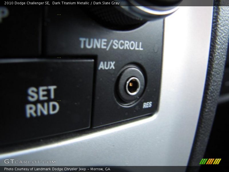 Dark Titanium Metallic / Dark Slate Gray 2010 Dodge Challenger SE