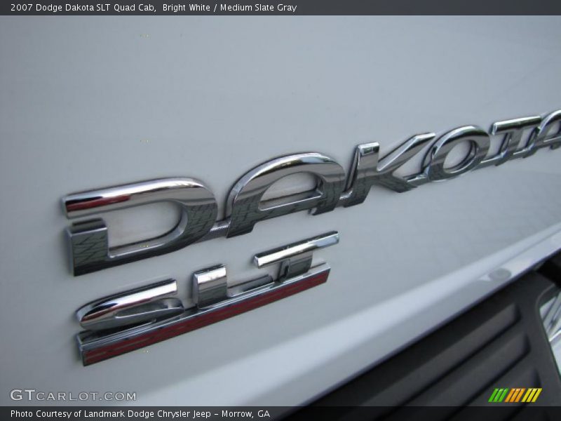  2007 Dakota SLT Quad Cab Logo