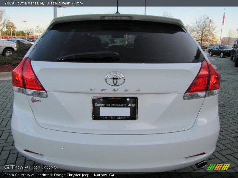 Blizzard Pearl / Ivory 2009 Toyota Venza I4