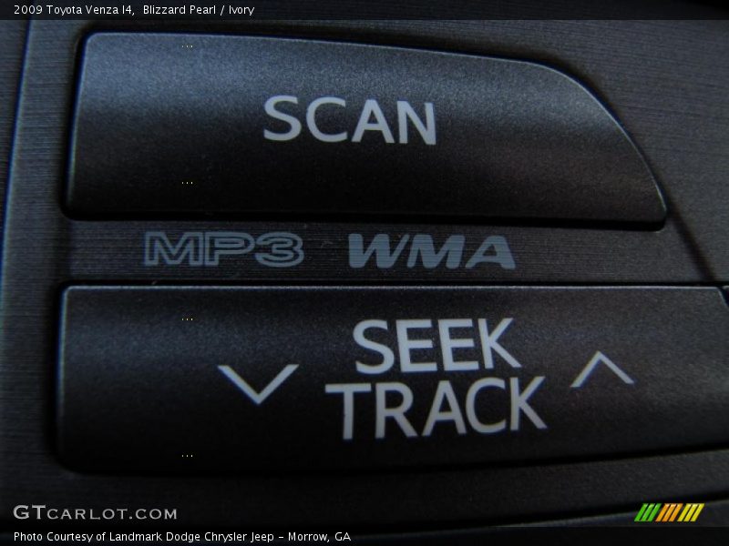 Blizzard Pearl / Ivory 2009 Toyota Venza I4