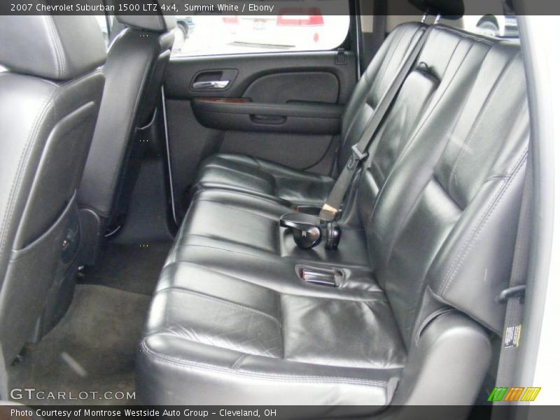 Summit White / Ebony 2007 Chevrolet Suburban 1500 LTZ 4x4