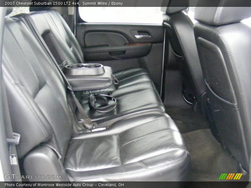 Summit White / Ebony 2007 Chevrolet Suburban 1500 LTZ 4x4