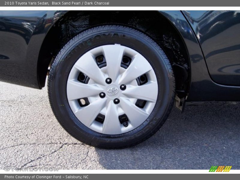 Black Sand Pearl / Dark Charcoal 2010 Toyota Yaris Sedan