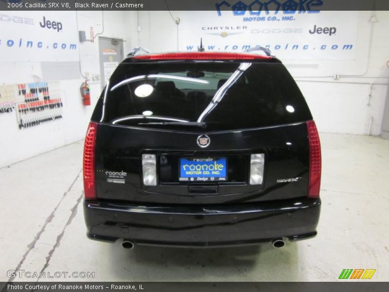 Black Raven / Cashmere 2006 Cadillac SRX V8