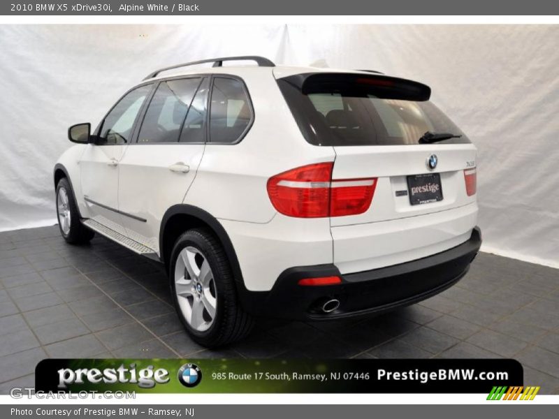 Alpine White / Black 2010 BMW X5 xDrive30i