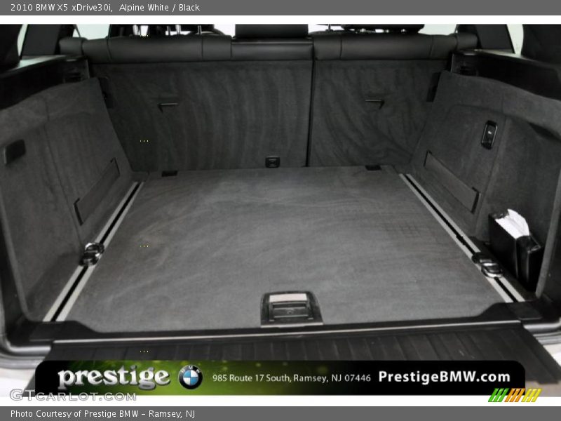 Alpine White / Black 2010 BMW X5 xDrive30i