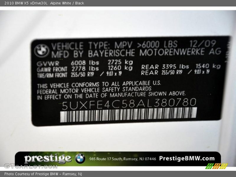 Alpine White / Black 2010 BMW X5 xDrive30i