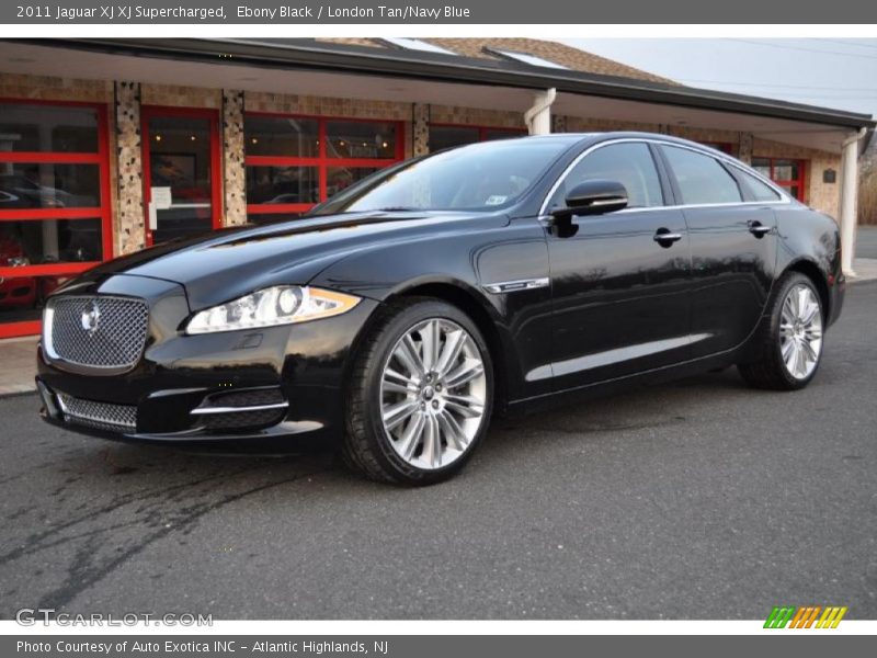 Front 3/4 View of 2011 XJ XJ Supercharged