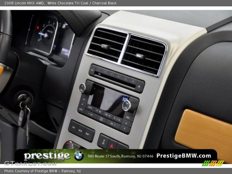 White Chocolate Tri Coat / Charcoal Black 2008 Lincoln MKX AWD