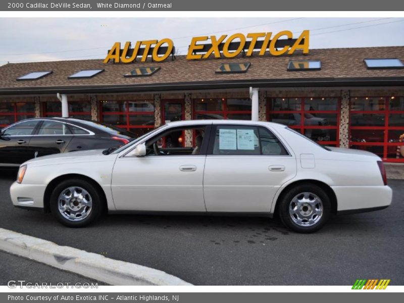 White Diamond / Oatmeal 2000 Cadillac DeVille Sedan