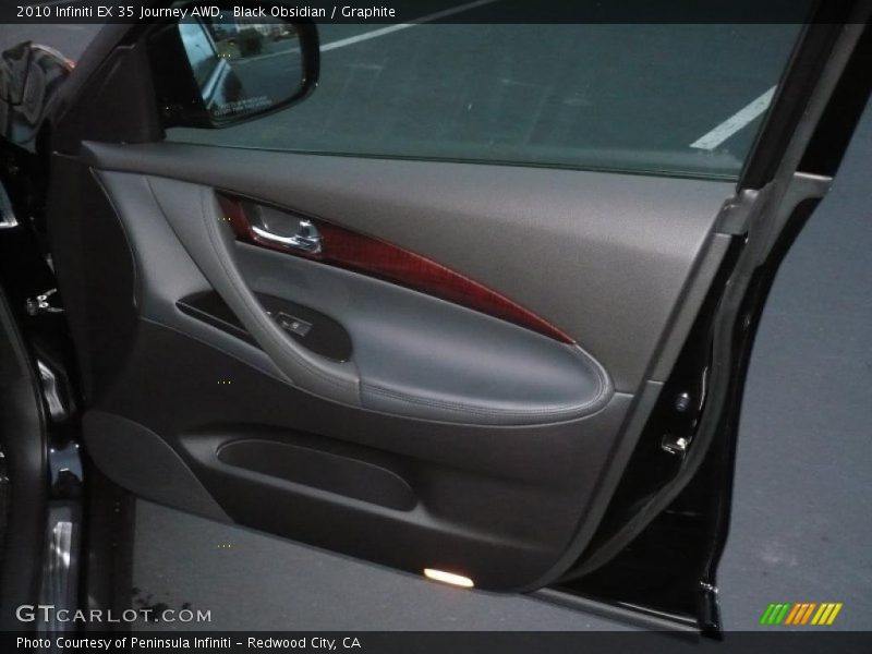 Door Panel of 2010 EX 35 Journey AWD