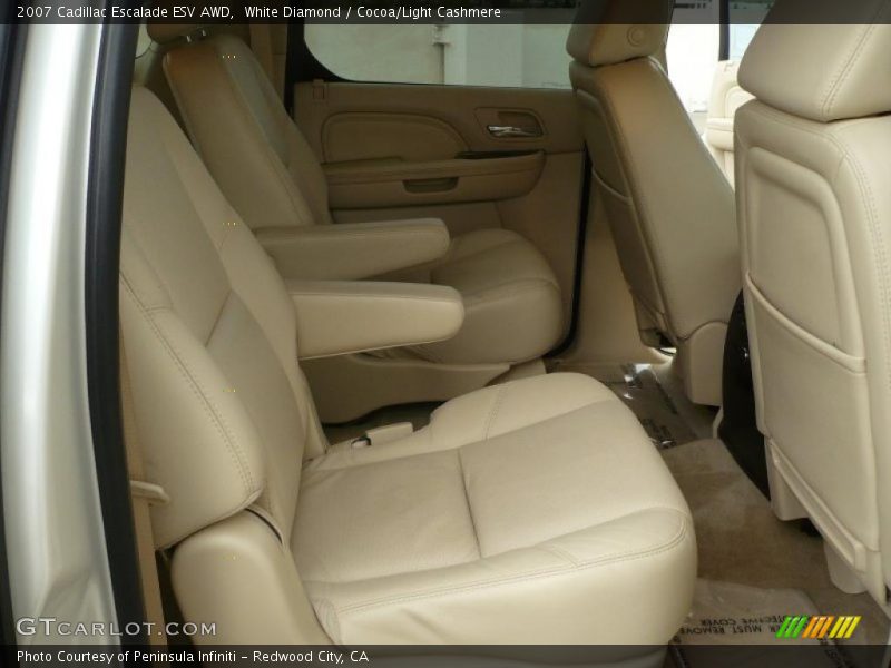 White Diamond / Cocoa/Light Cashmere 2007 Cadillac Escalade ESV AWD