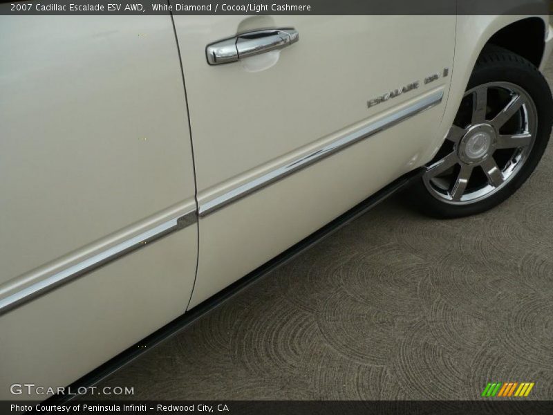 White Diamond / Cocoa/Light Cashmere 2007 Cadillac Escalade ESV AWD