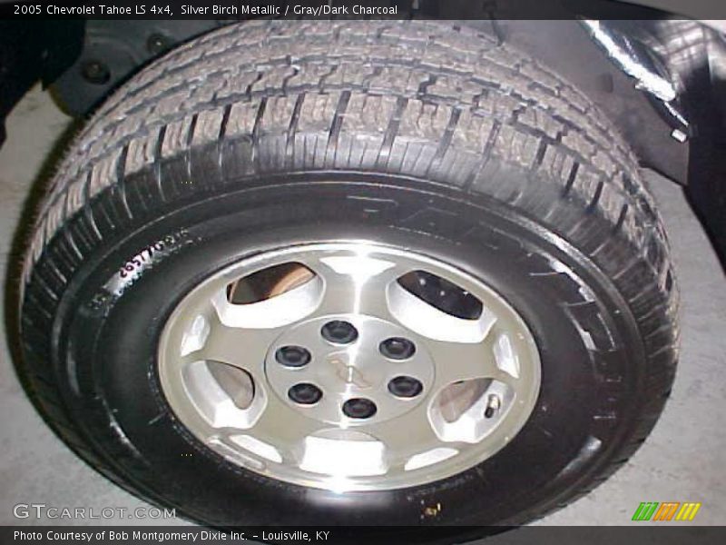 Silver Birch Metallic / Gray/Dark Charcoal 2005 Chevrolet Tahoe LS 4x4