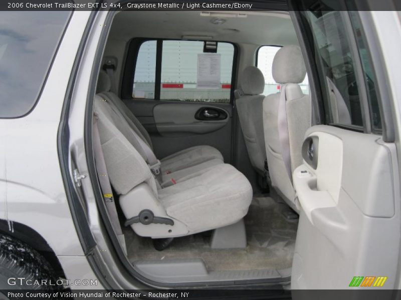 Graystone Metallic / Light Cashmere/Ebony 2006 Chevrolet TrailBlazer EXT LS 4x4