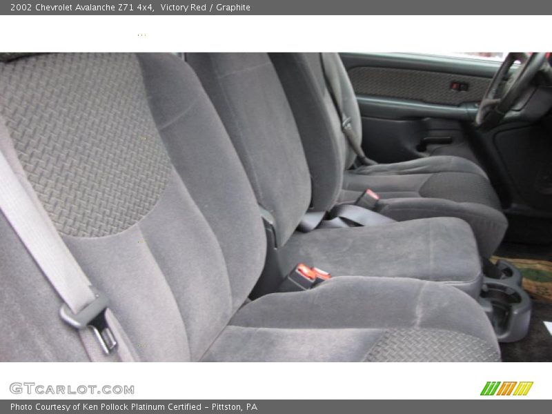 Victory Red / Graphite 2002 Chevrolet Avalanche Z71 4x4