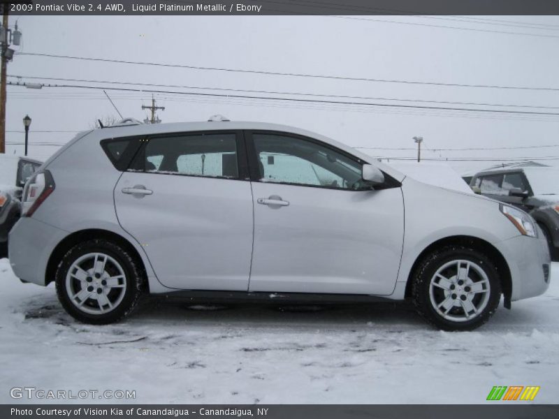 Liquid Platinum Metallic / Ebony 2009 Pontiac Vibe 2.4 AWD
