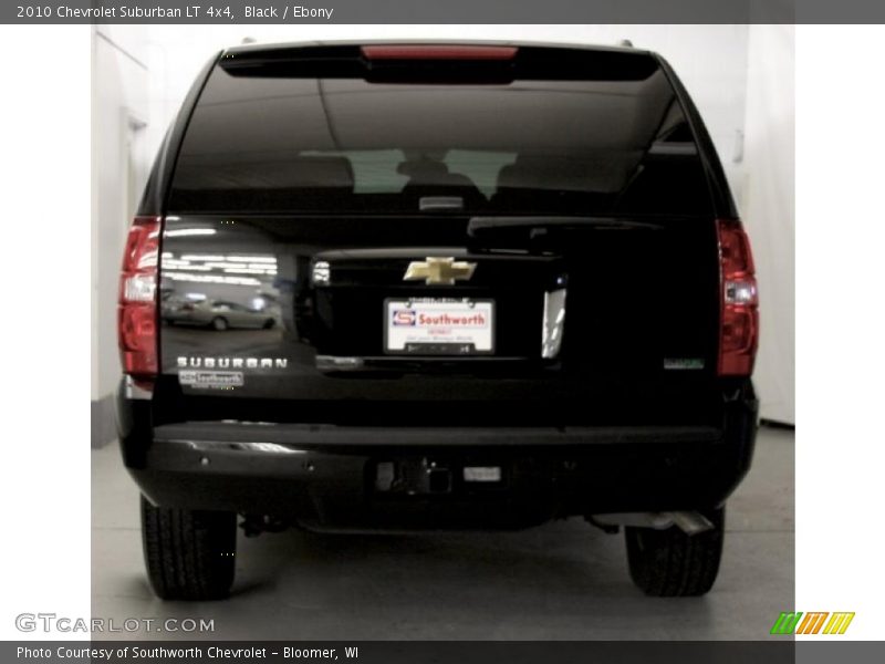 Black / Ebony 2010 Chevrolet Suburban LT 4x4