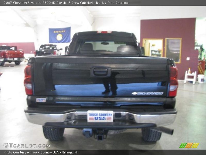 Black / Dark Charcoal 2007 Chevrolet Silverado 2500HD Classic LS Crew Cab 4x4
