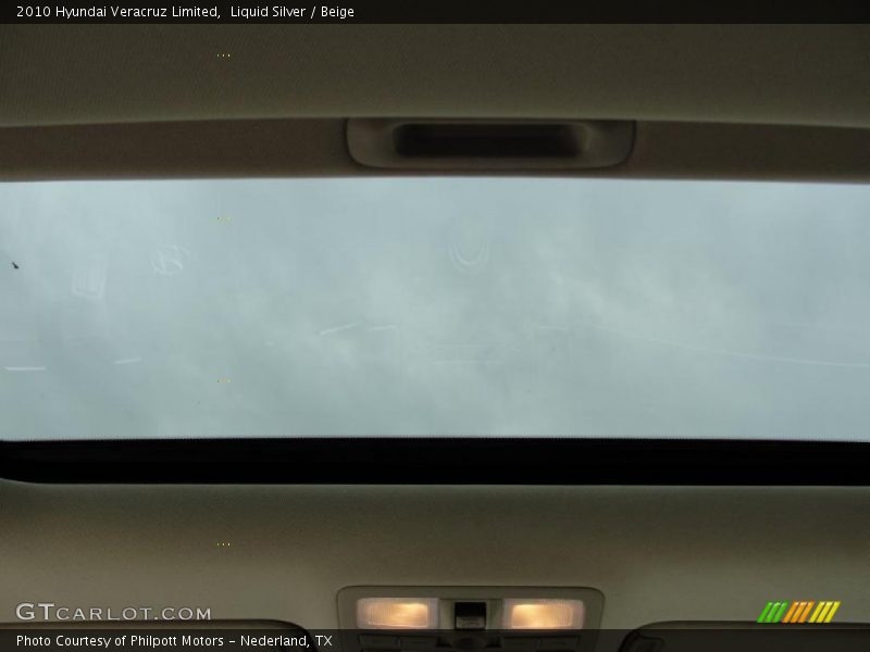 Liquid Silver / Beige 2010 Hyundai Veracruz Limited