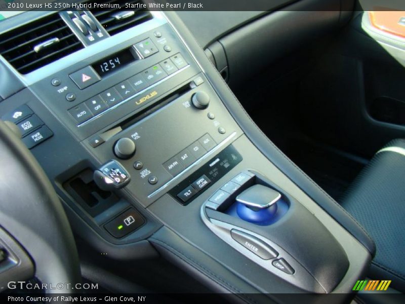 Controls of 2010 HS 250h Hybrid Premium
