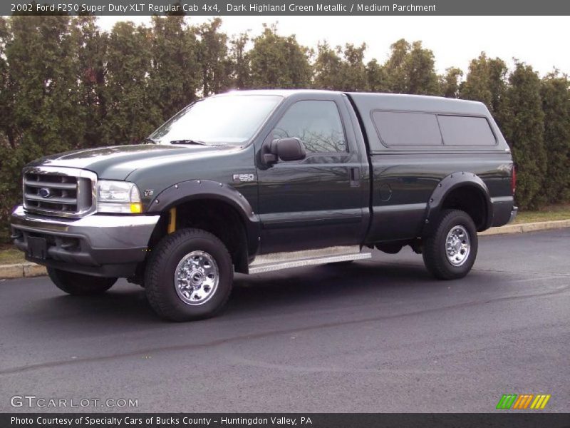 Dark Highland Green Metallic / Medium Parchment 2002 Ford F250 Super Duty XLT Regular Cab 4x4