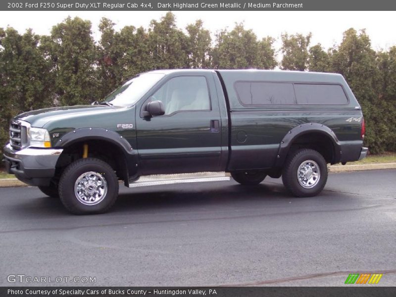 Dark Highland Green Metallic / Medium Parchment 2002 Ford F250 Super Duty XLT Regular Cab 4x4