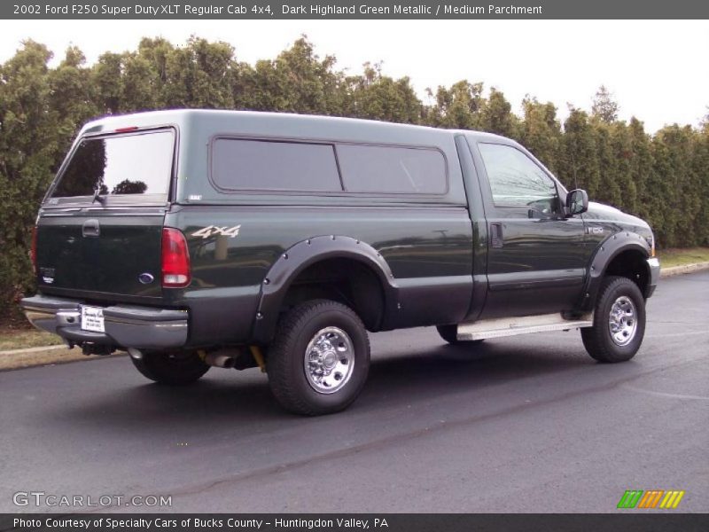 Dark Highland Green Metallic / Medium Parchment 2002 Ford F250 Super Duty XLT Regular Cab 4x4