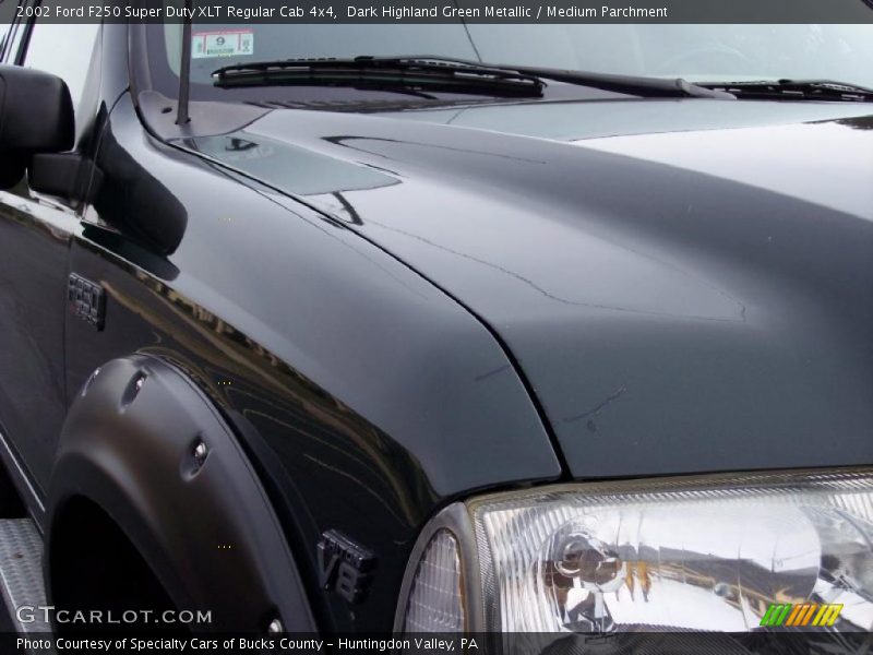 Dark Highland Green Metallic / Medium Parchment 2002 Ford F250 Super Duty XLT Regular Cab 4x4