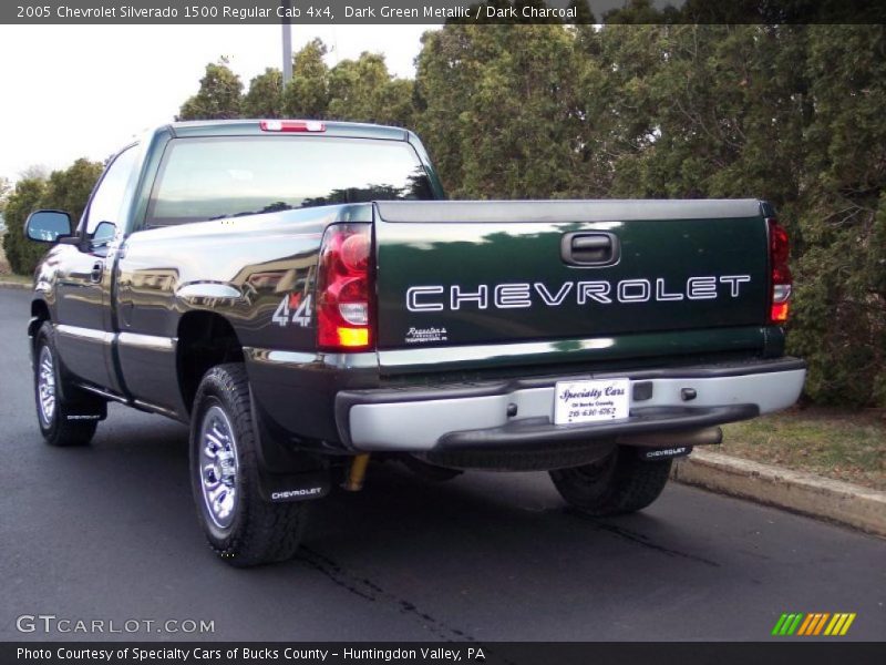 Dark Green Metallic / Dark Charcoal 2005 Chevrolet Silverado 1500 Regular Cab 4x4