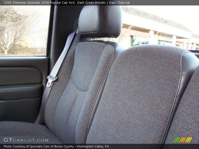 Dark Green Metallic / Dark Charcoal 2005 Chevrolet Silverado 1500 Regular Cab 4x4
