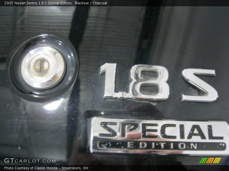 Blackout / Charcoal 2005 Nissan Sentra 1.8 S Special Edition
