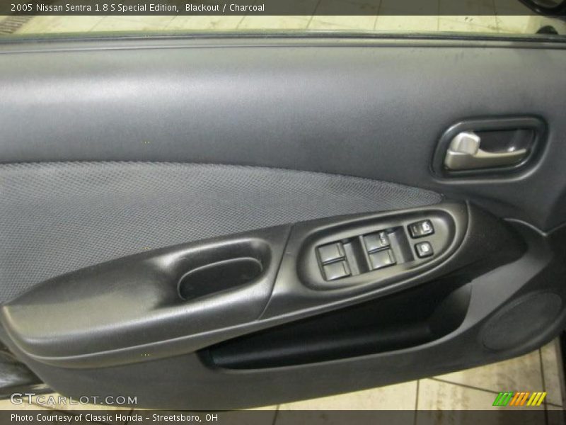 Blackout / Charcoal 2005 Nissan Sentra 1.8 S Special Edition