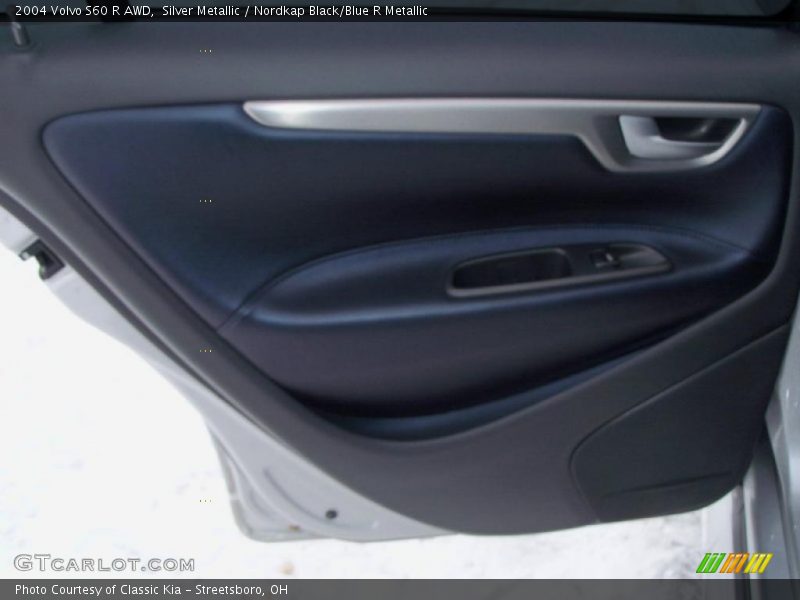 Door Panel of 2004 S60 R AWD