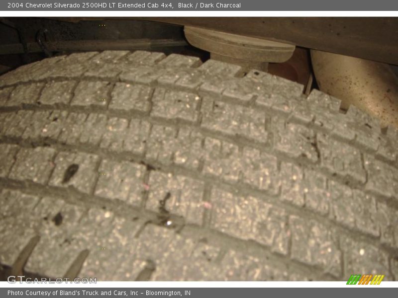 Black / Dark Charcoal 2004 Chevrolet Silverado 2500HD LT Extended Cab 4x4