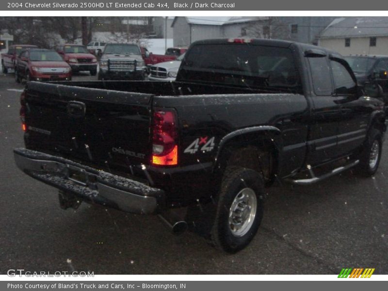 Black / Dark Charcoal 2004 Chevrolet Silverado 2500HD LT Extended Cab 4x4