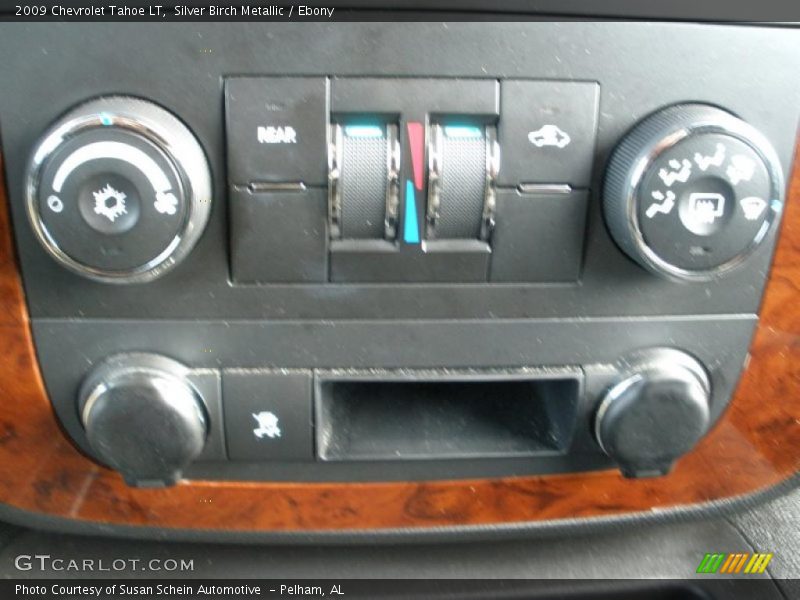 Silver Birch Metallic / Ebony 2009 Chevrolet Tahoe LT