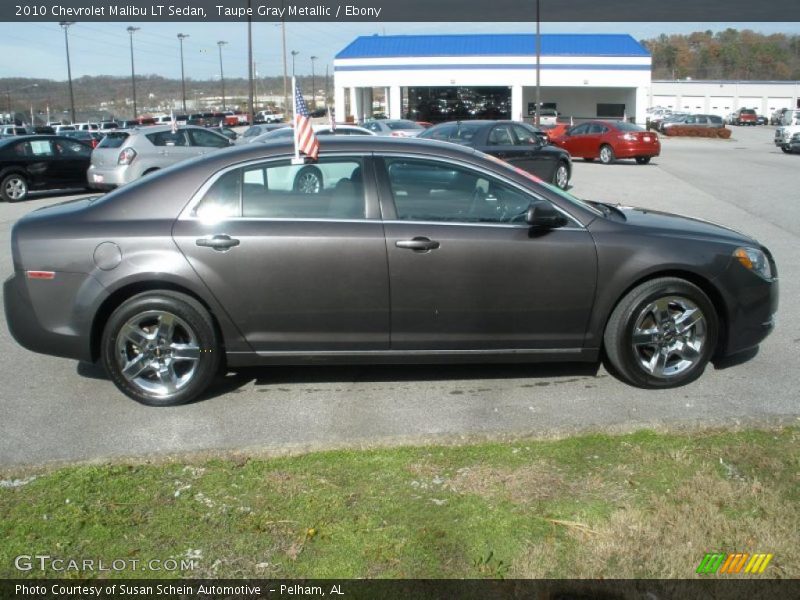 Taupe Gray Metallic / Ebony 2010 Chevrolet Malibu LT Sedan