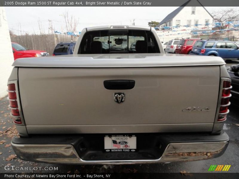 Bright Silver Metallic / Dark Slate Gray 2005 Dodge Ram 1500 ST Regular Cab 4x4