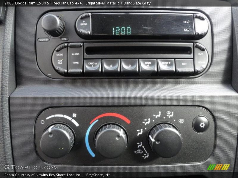 Controls of 2005 Ram 1500 ST Regular Cab 4x4