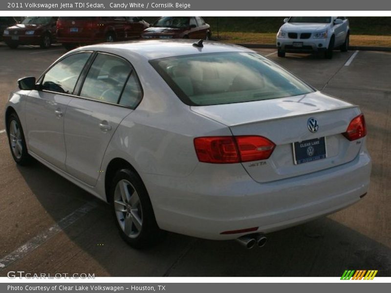 Candy White / Cornsilk Beige 2011 Volkswagen Jetta TDI Sedan