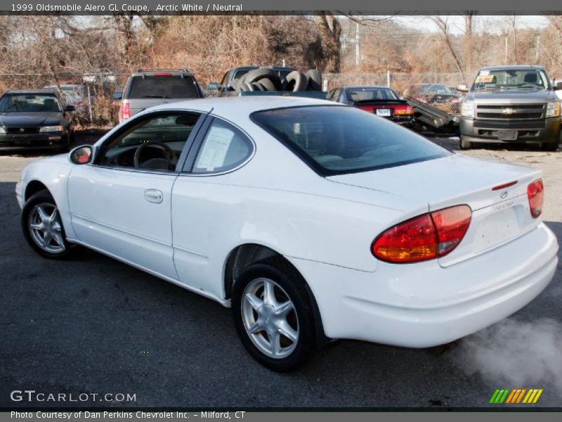 Arctic White / Neutral 1999 Oldsmobile Alero GL Coupe