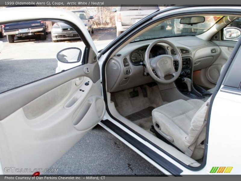 Arctic White / Neutral 1999 Oldsmobile Alero GL Coupe