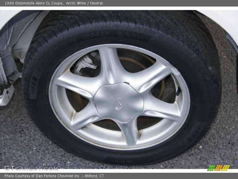 Arctic White / Neutral 1999 Oldsmobile Alero GL Coupe