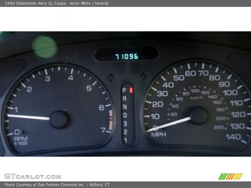 Arctic White / Neutral 1999 Oldsmobile Alero GL Coupe
